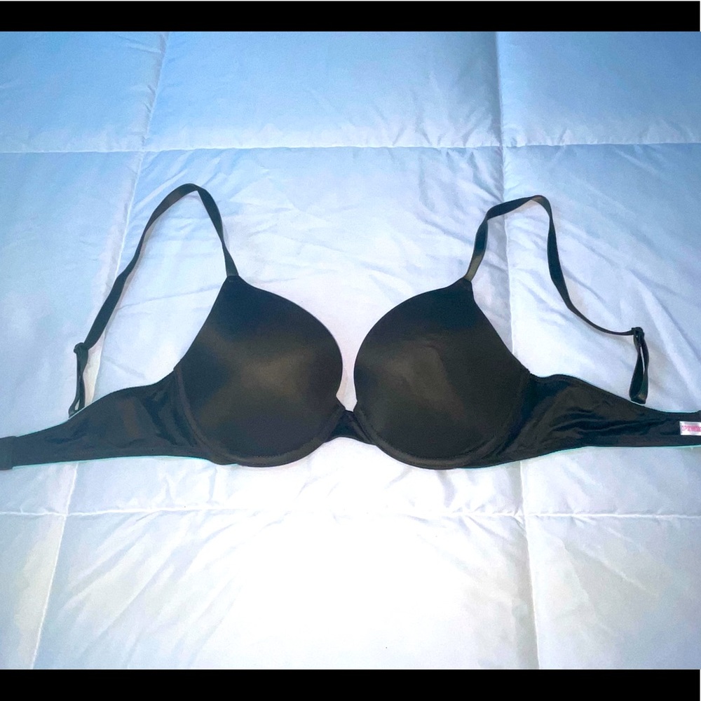 Pink Victoria Secret Bra - 34C 
**Brand new; never used**